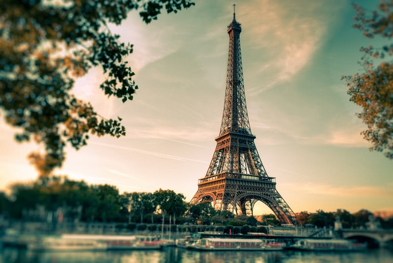 پاریس عروس شهرهای جهان
